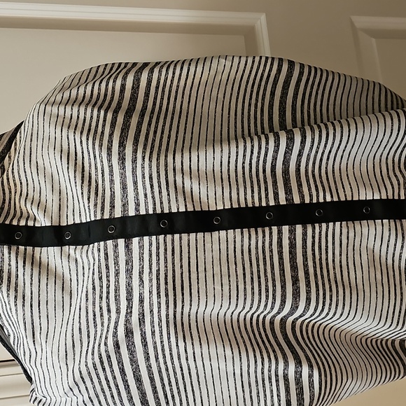 Lululemon Vinyasa Wrap - Picture 4 of 7